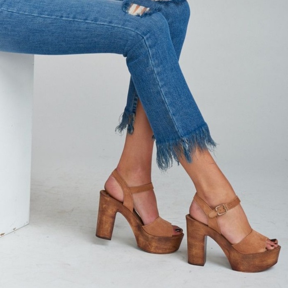 Vintage Boho Inspired Steve Madden Platforms - Picture 7 of 8
